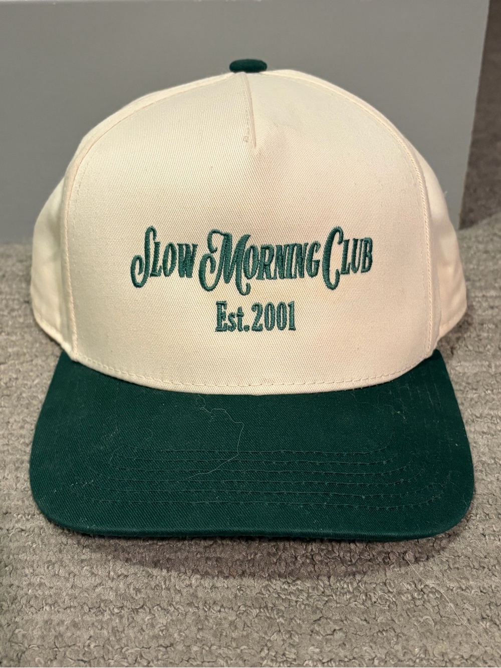 Slow Morning Club Est.2001 Two-Tone Snapback Hat - Cream & Dark Green